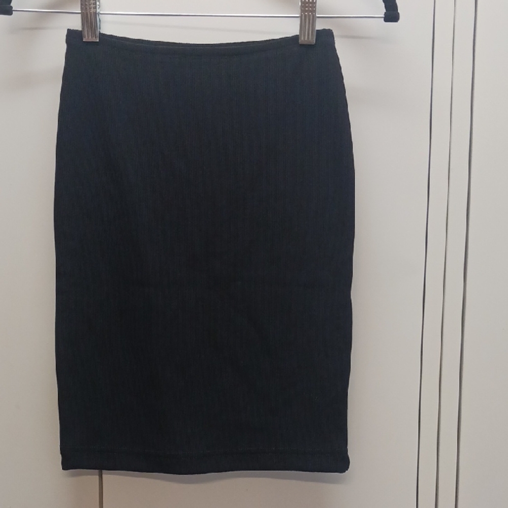 American Apparel Black Pencil Skirt Knee-Length Workwear